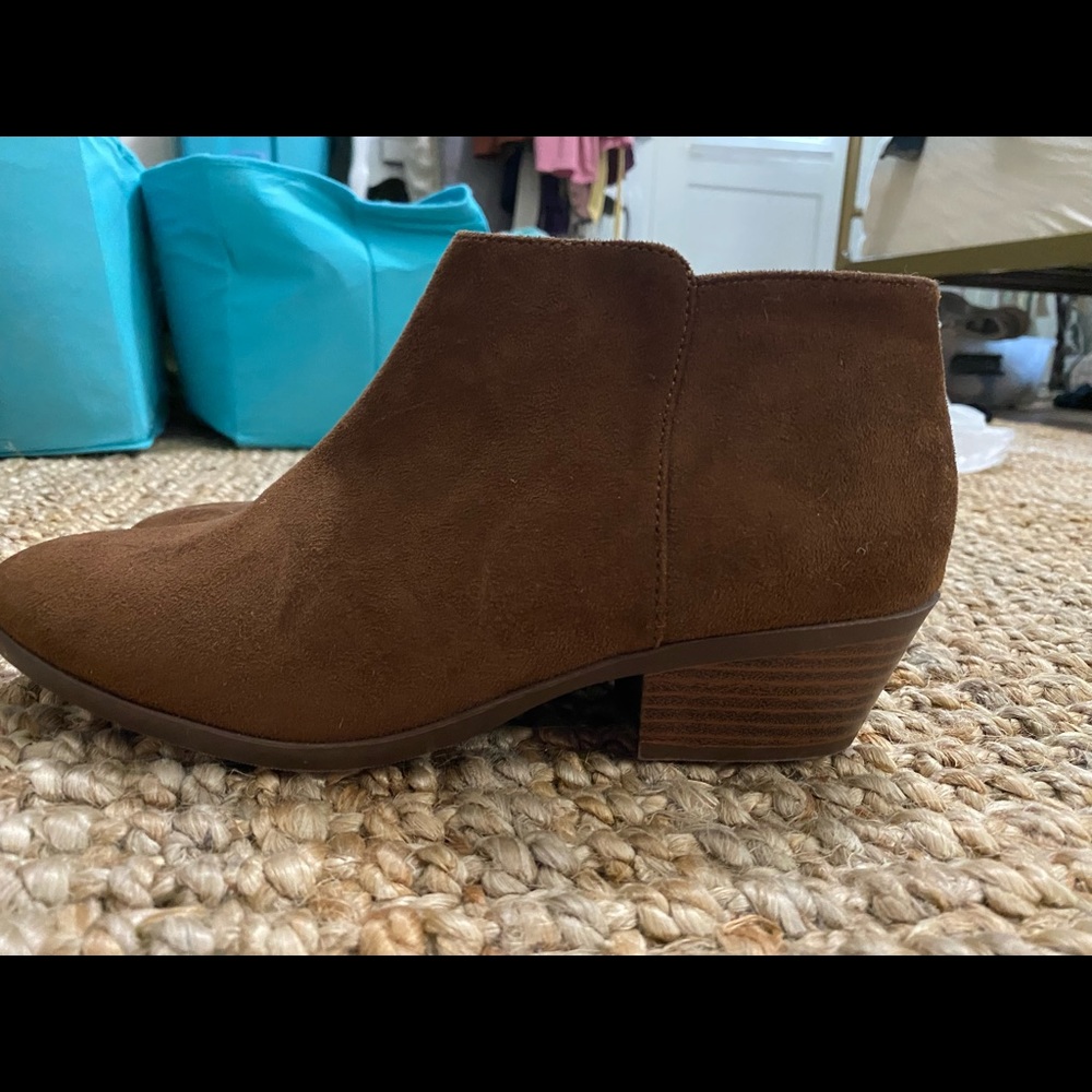 Women’s brown ankle boots